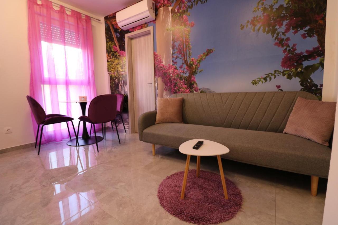 Klaudia Apartment Pula Exterior photo